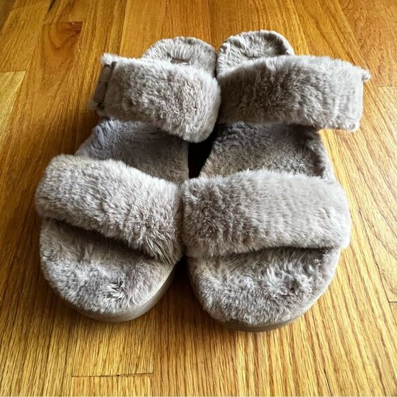 Koolaburra by UGG Fuzzy Slippers in Tan Size 11 - Picture 1 of 7